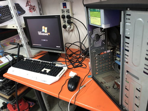 电脑开机黑屏显示英文提示的简易解决方案 巧用BIOS设置修复硬件识别问题